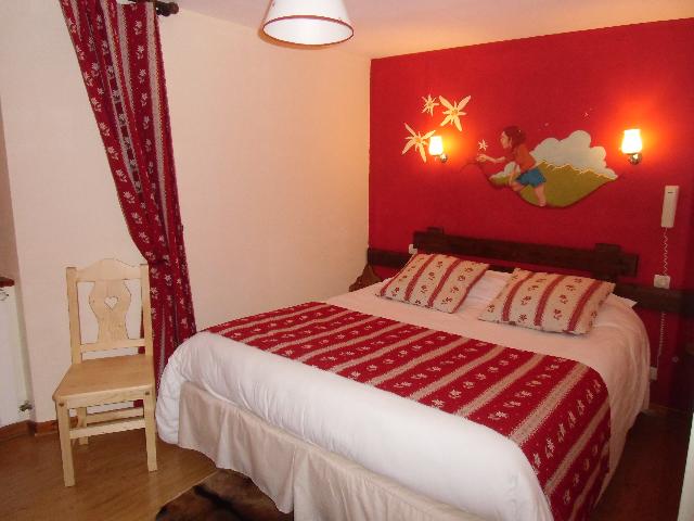 hotel-chambre-edelweiss-4.jpg.JPG